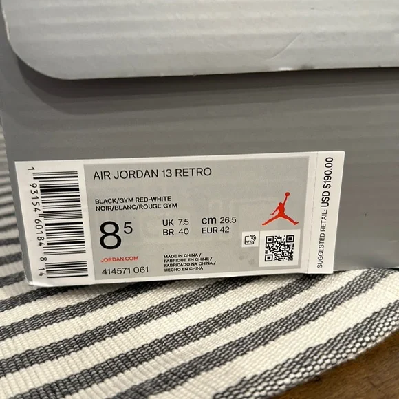 Air Jordan 13 Retro Black White - Picture 2 of 7